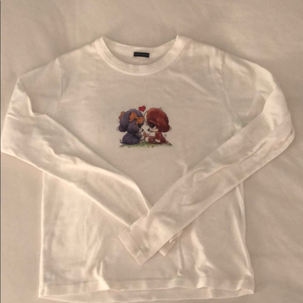 Brandy Melville puppy shirt